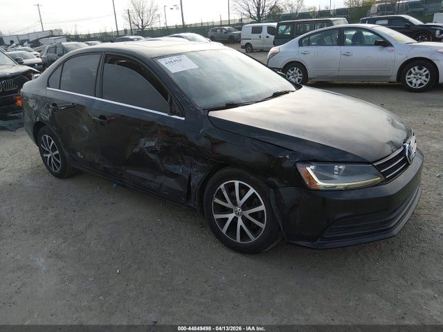 Salvage Volkswagen Jetta Image