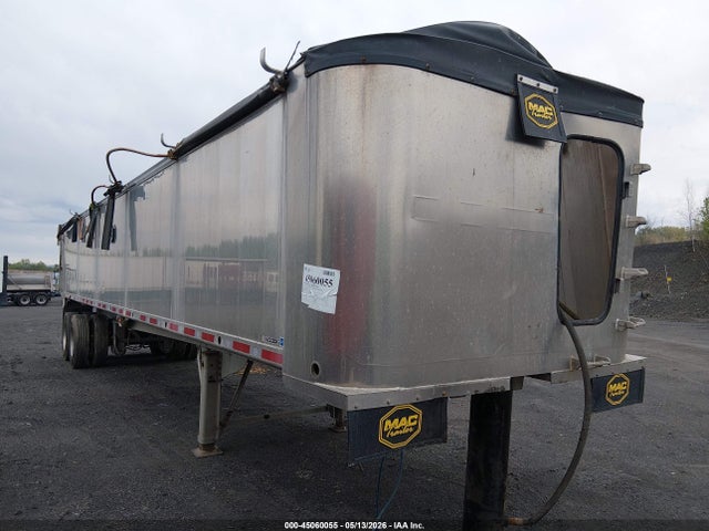 Salvage Mac Trailer Mfg Mac Trailer Mfg Image