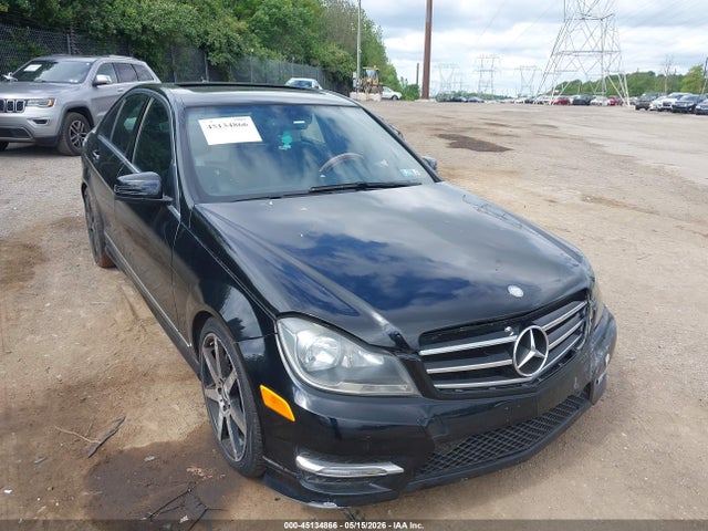 Salvage Mercedes-Benz C-Class Image