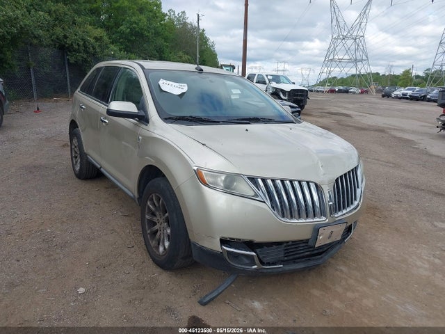 Salvage Lincoln MKX Image