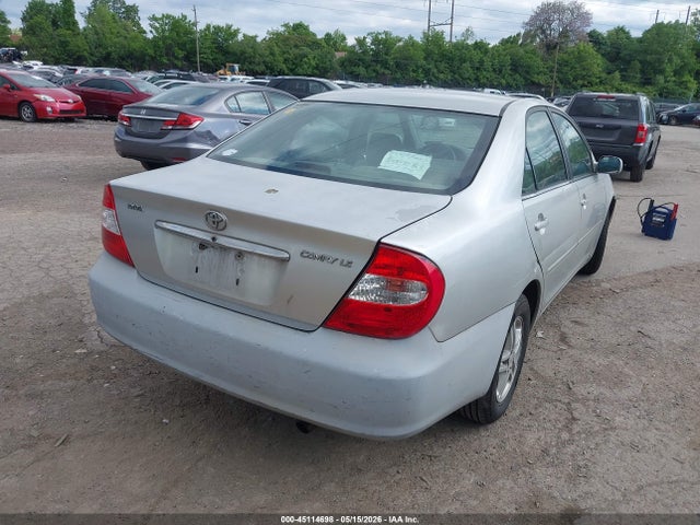 Toyota Camry Le