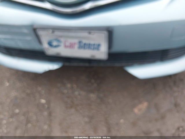 Toyota Prius v Three