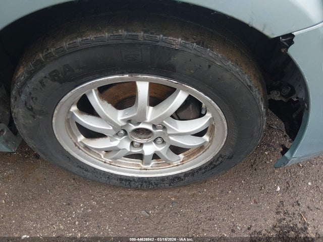 Toyota Prius v Three