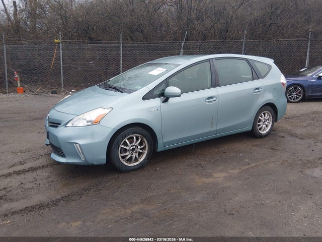 Toyota Prius v Three