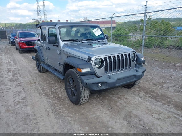 Salvage Jeep Wrangler Image