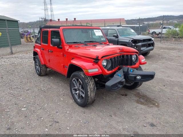 Salvage Jeep Wrangler Image