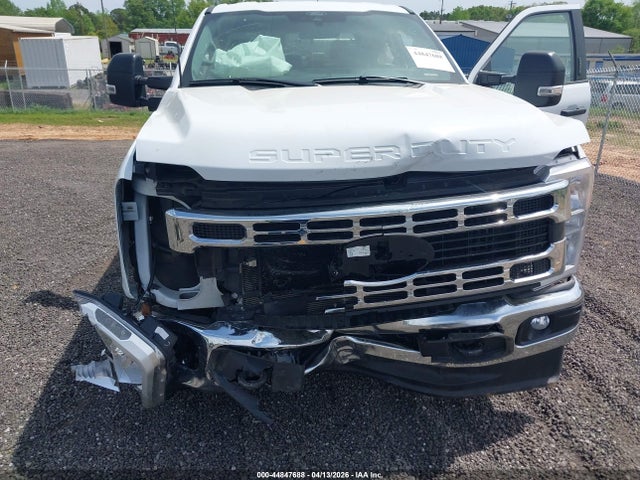 Ford F-250 Xlt