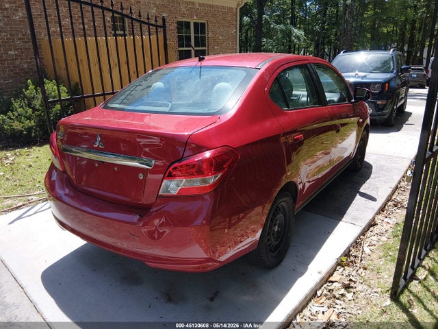 Mitsubishi Mirage Es