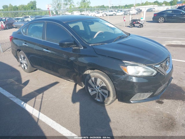 Salvage Nissan Sentra Image