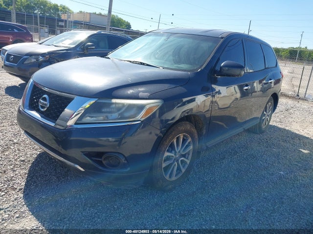 Nissan Pathfinder S