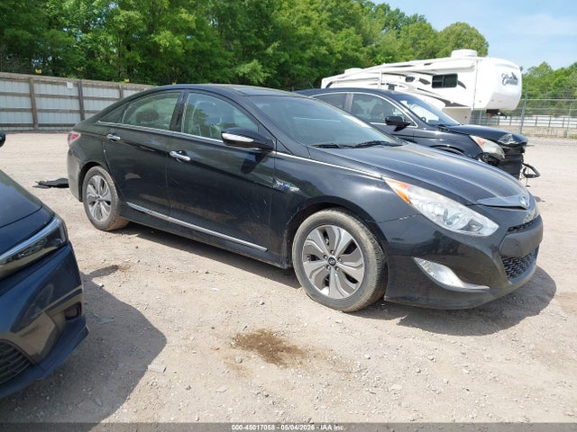 Salvage Hyundai SONATA Image
