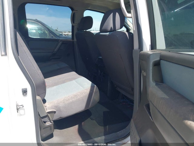 Nissan Titan Xe