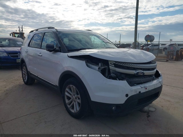 Salvage Ford Explorer Image