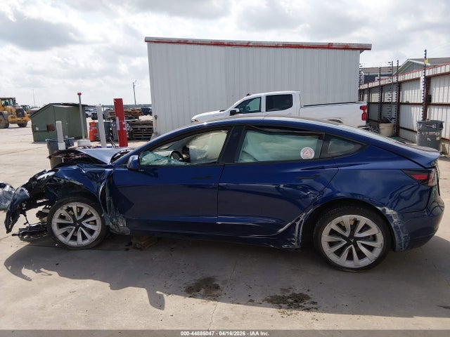 Tesla Model 3 Rear-wheel Drive