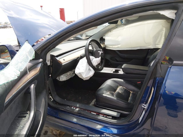 Tesla Model 3 Rear-wheel Drive