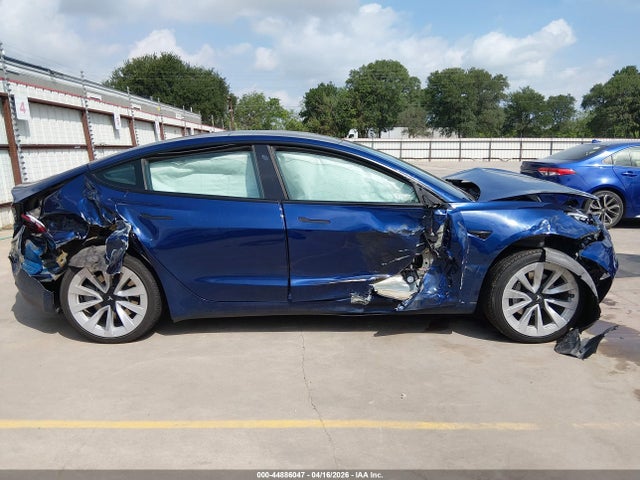 Tesla Model 3 Rear-wheel Drive