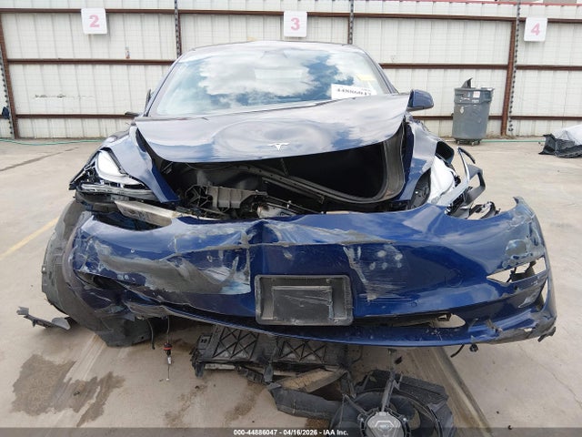 Tesla Model 3 Rear-wheel Drive
