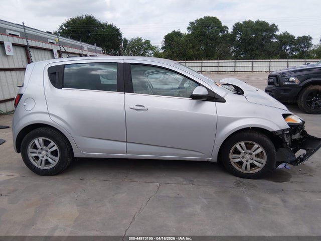 Chevrolet Sonic Lt Auto