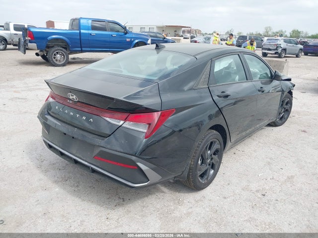 Hyundai ELANTRA Sel Sport
