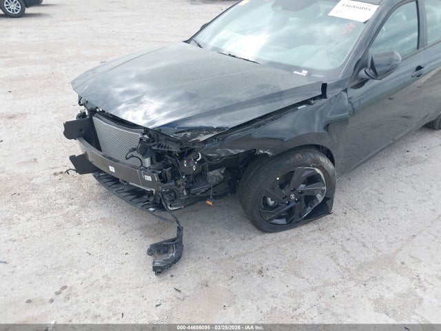 Hyundai ELANTRA Sel Sport