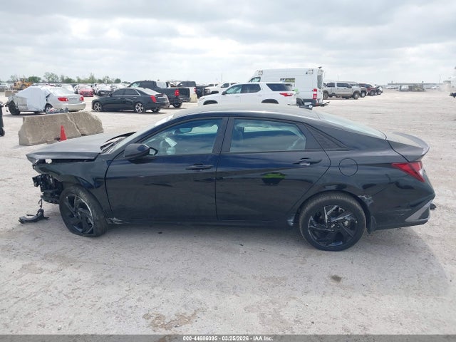Hyundai ELANTRA Sel Sport