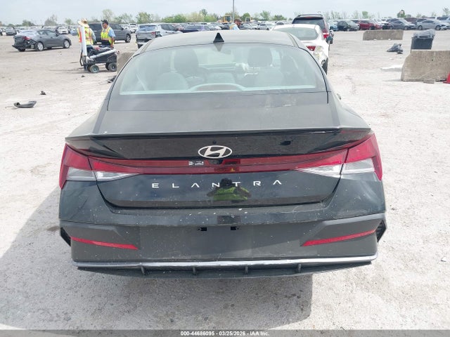 Hyundai ELANTRA Sel Sport