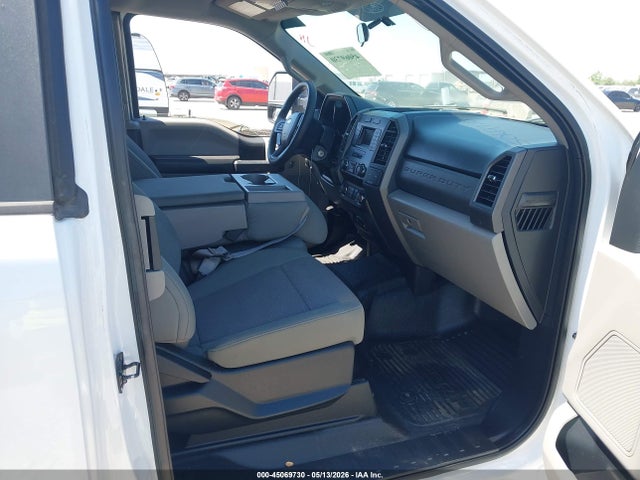 Ford F-350 Xl