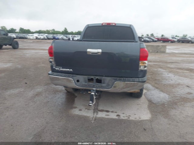 Toyota Tundra Sr5 5.7l V8