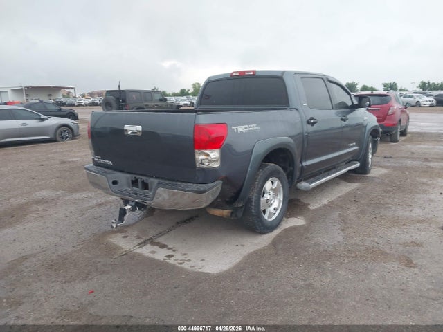 Toyota Tundra Sr5 5.7l V8