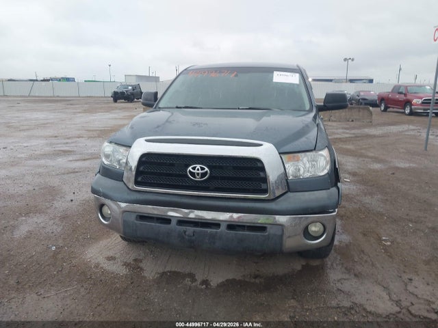 Toyota Tundra Sr5 5.7l V8