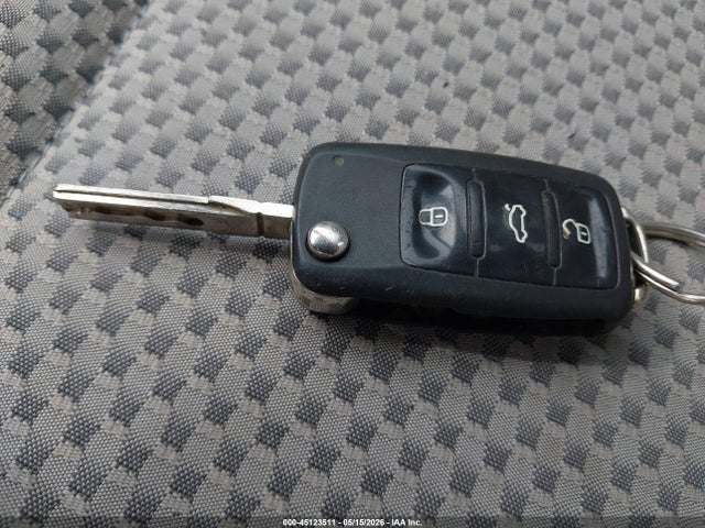 Volkswagen Passat 1.8t S