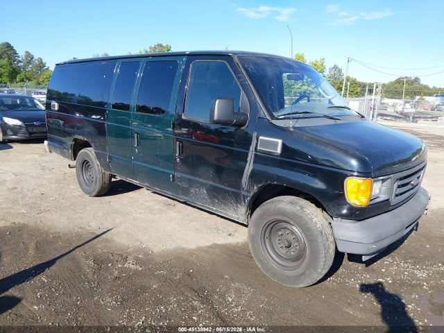 Salvage Ford E-350 Image