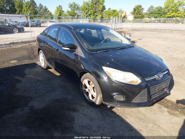 Salvage Ford Focus Image