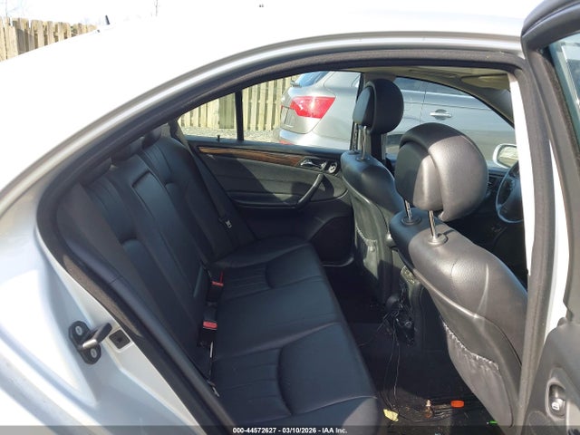 Mercedes-Benz C-Class Luxury 4matic