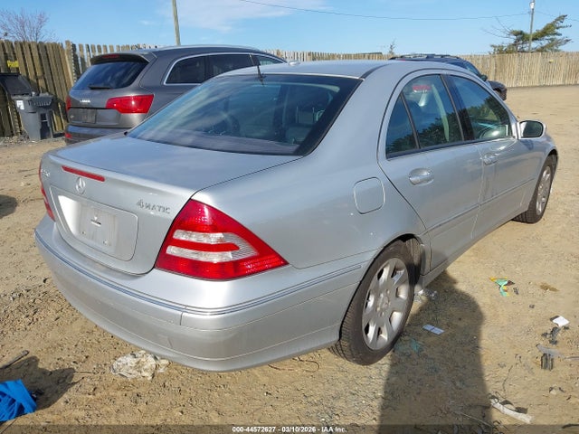 Mercedes-Benz C-Class Luxury 4matic