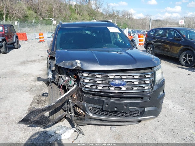 Ford Explorer Xlt