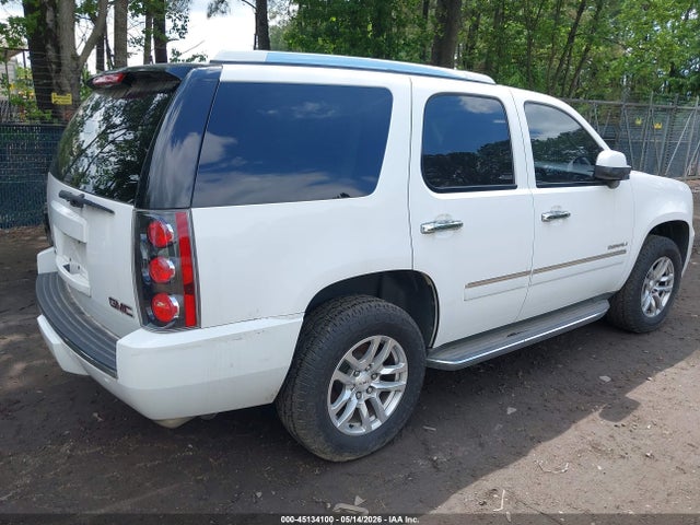 GMC Yukon Denali