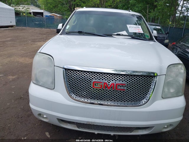 GMC Yukon Denali
