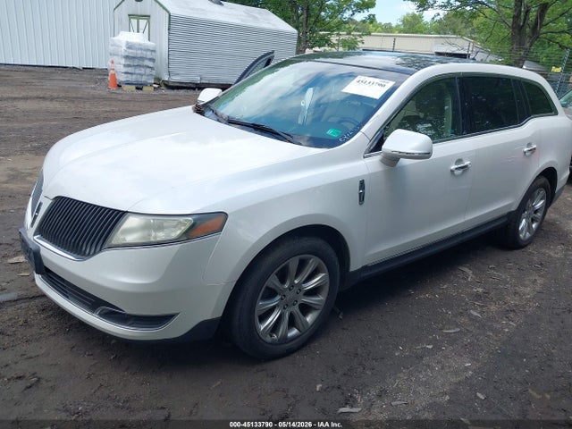 Lincoln MKT