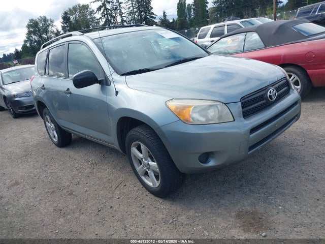 Salvage Toyota RAV4 Image