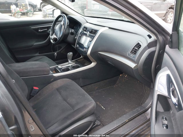 Nissan Altima 2.5 Sv