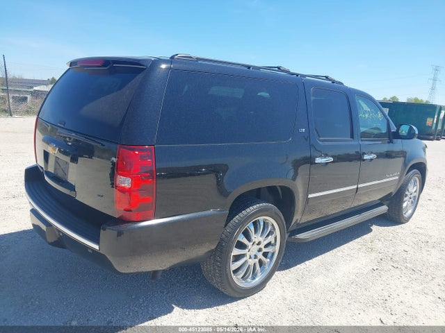 Chevrolet Suburban 1500 Ltz