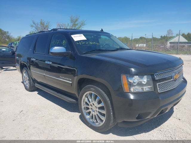 Salvage Chevrolet Suburban 1500 Image