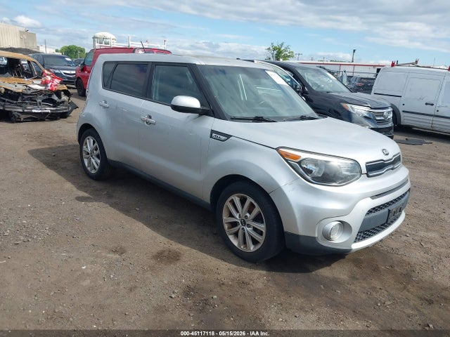 Salvage Kia Soul Image