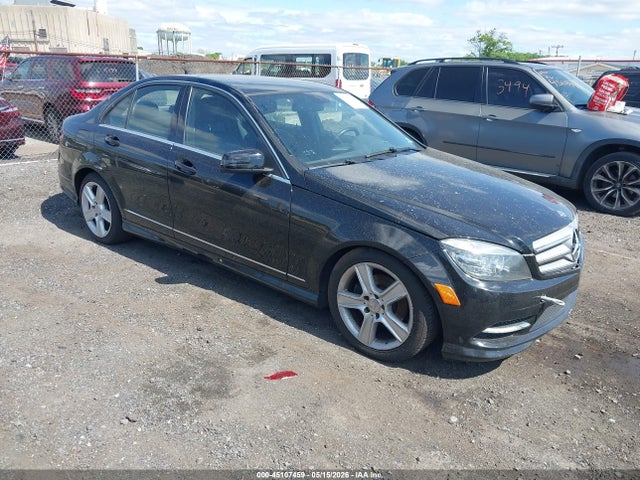 Salvage Mercedes-Benz C-Class Image