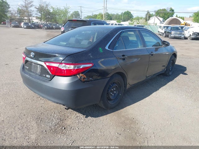 Toyota Camry Le