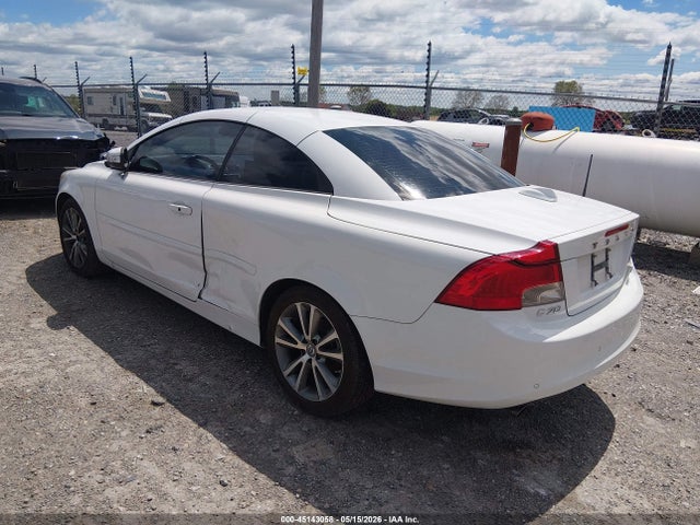 Volvo C70 T5