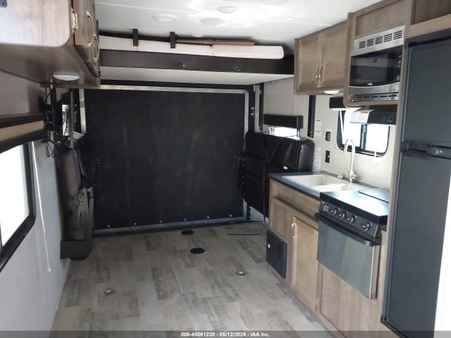 Dutchmen 251 Xlt