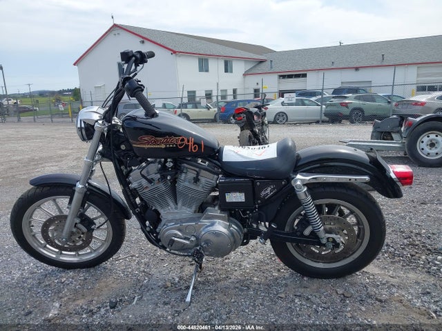 Harley-Davidson Xl883