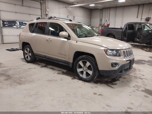 Salvage Jeep Compass Image